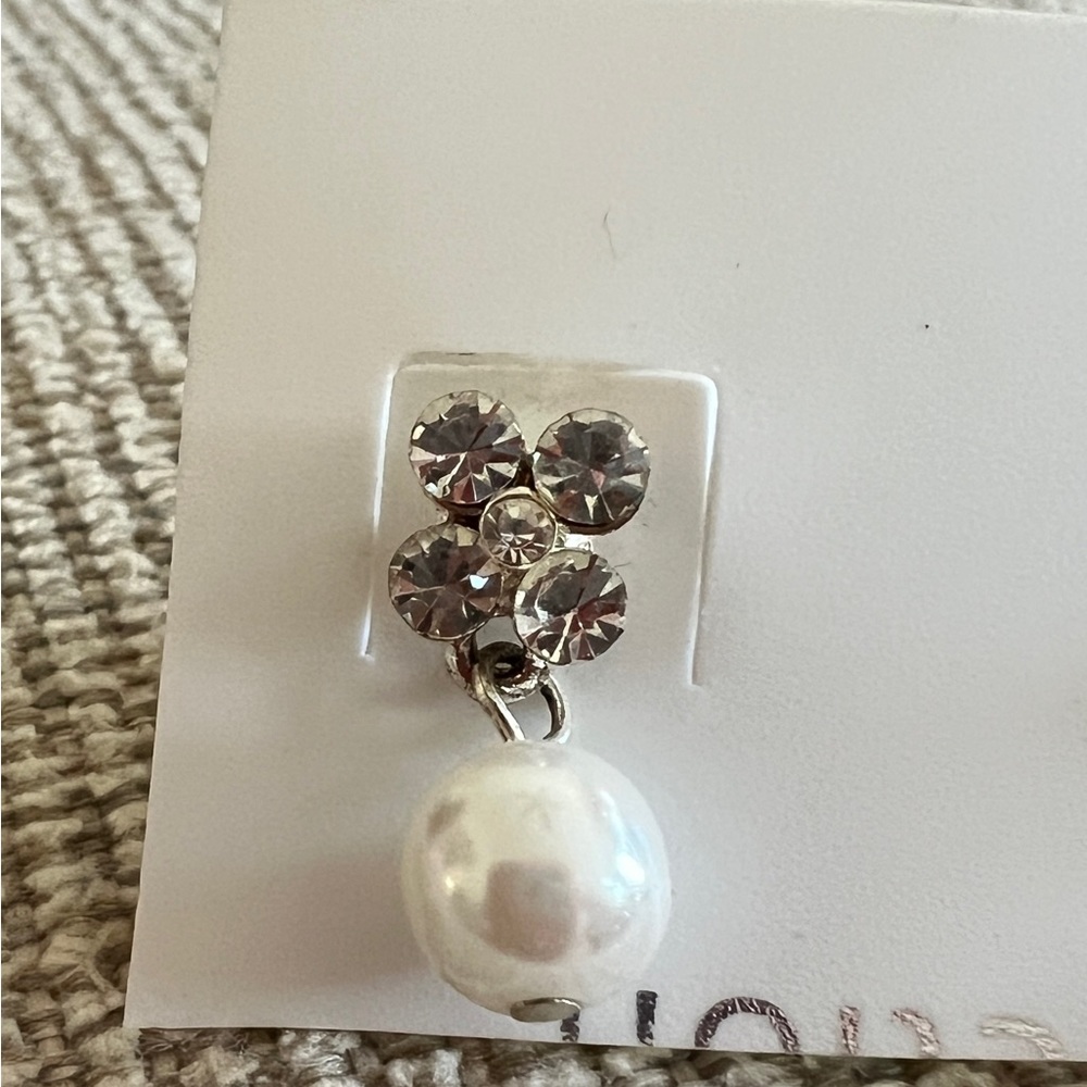 Hand crafted silver, pearl bead and crystal earrings. - Picture 2 of 5